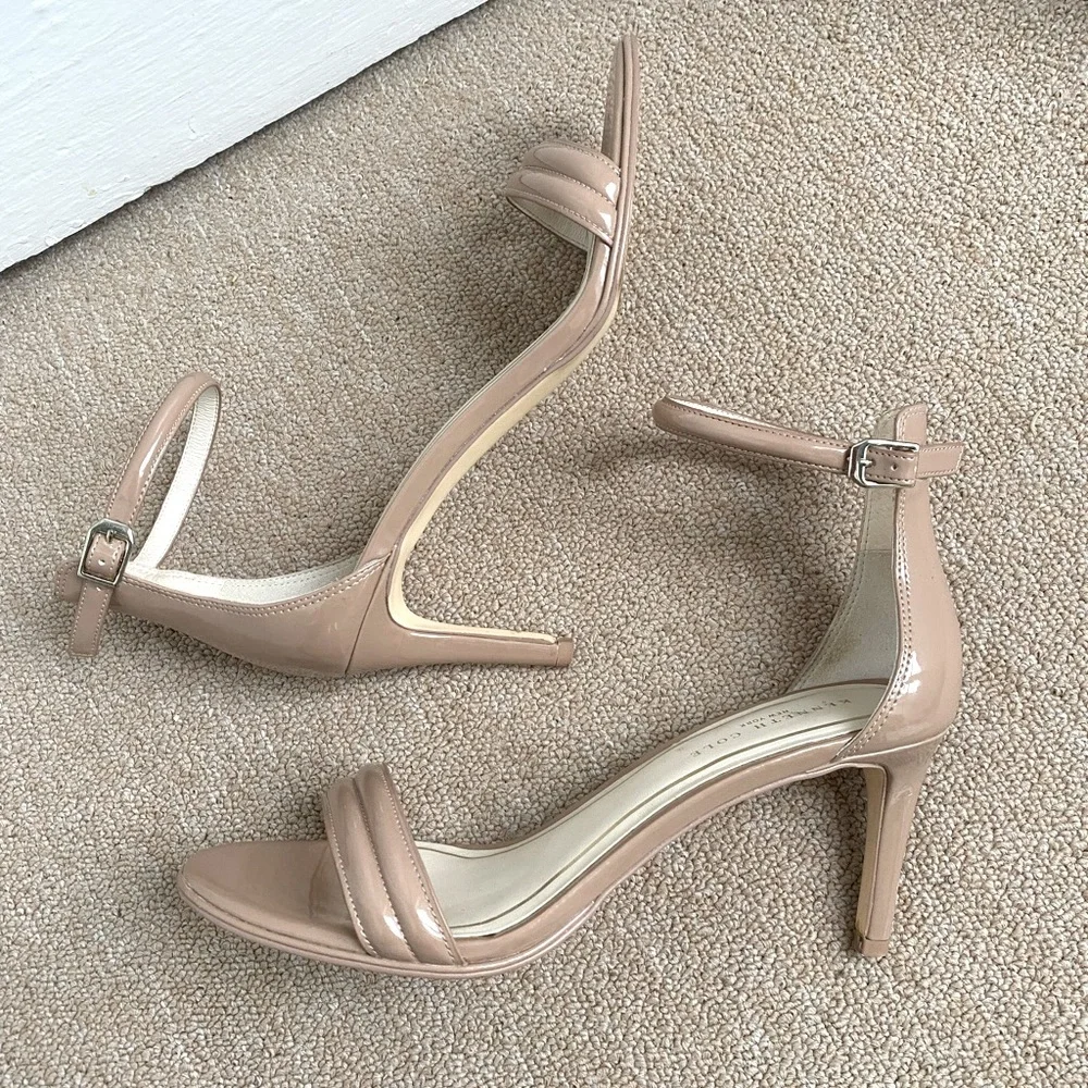 Kenneth Cole Milania Taupe
Heels Sz 8,5 - Picture 2 of 9